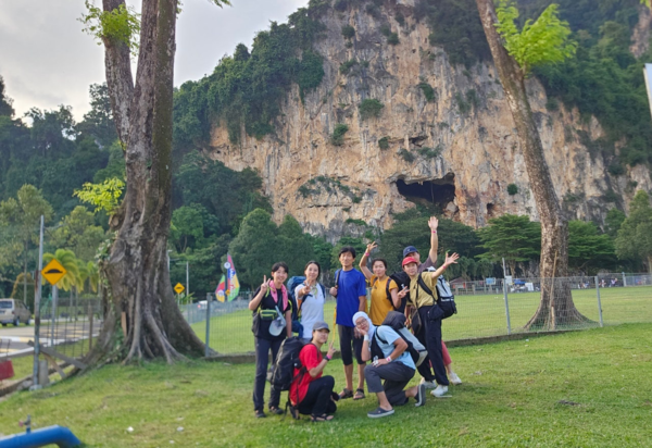 ���⿡�� �츮�� ��Ƹ������� �ٸ��̿��� ���� ½